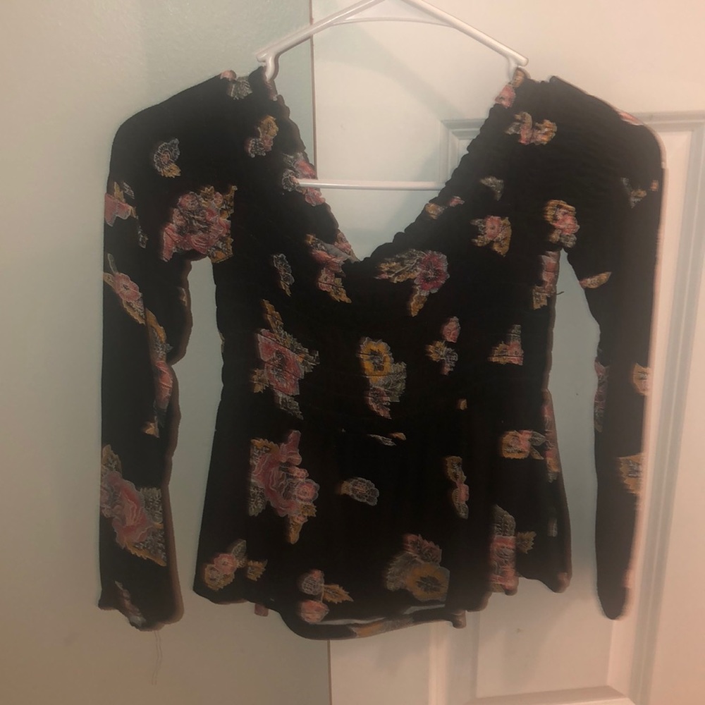 Off the shoulder